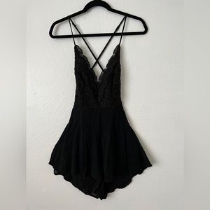 LULUS star spangled lace romper size med